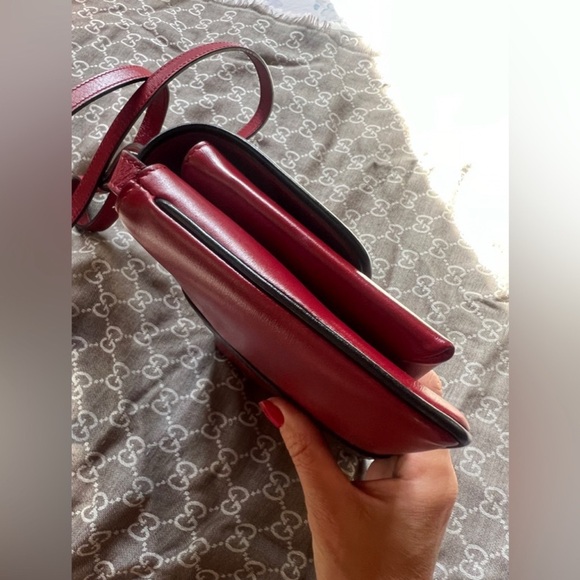 Gucci Red/Black Leather Small Arli Crossbody Bag - Picture 3 of 11